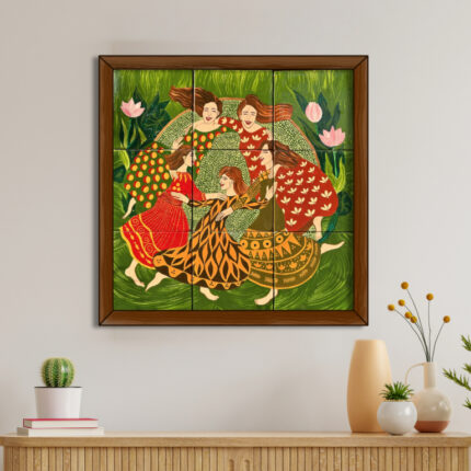 Her Circle wall panel